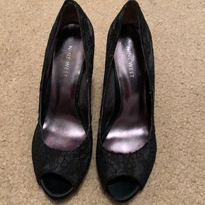 Nine West heels 6M..Price firm